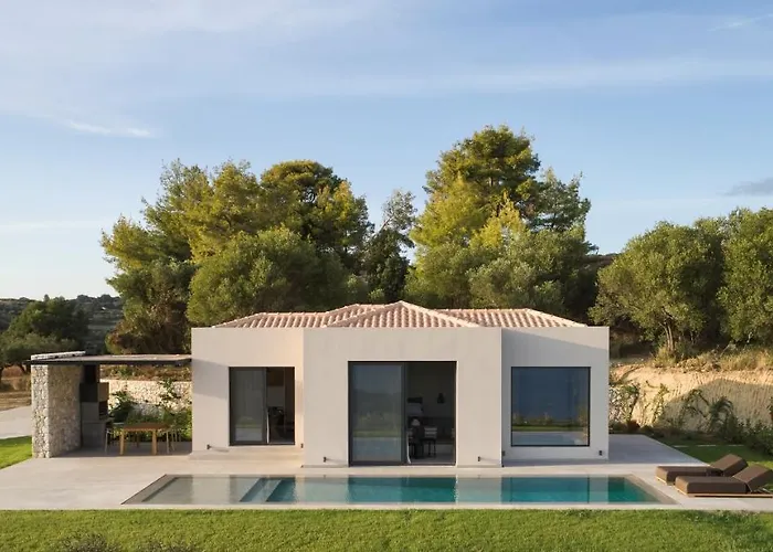 Dione Kefalonian Chic Σπαρτιά