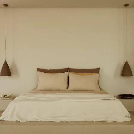 Dione Kefalonian Chic * Spartià